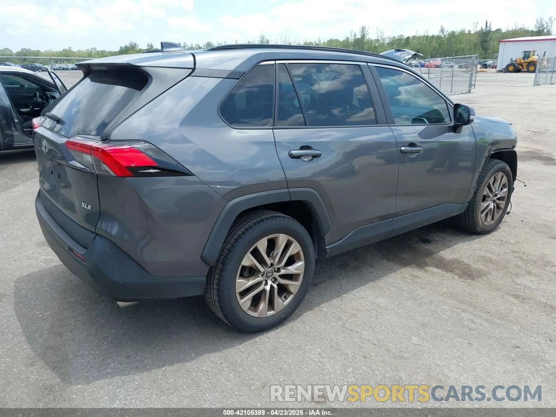 4 Фотография поврежденного автомобиля 2T3C1RFV1MC153555 TOYOTA RAV4 2021