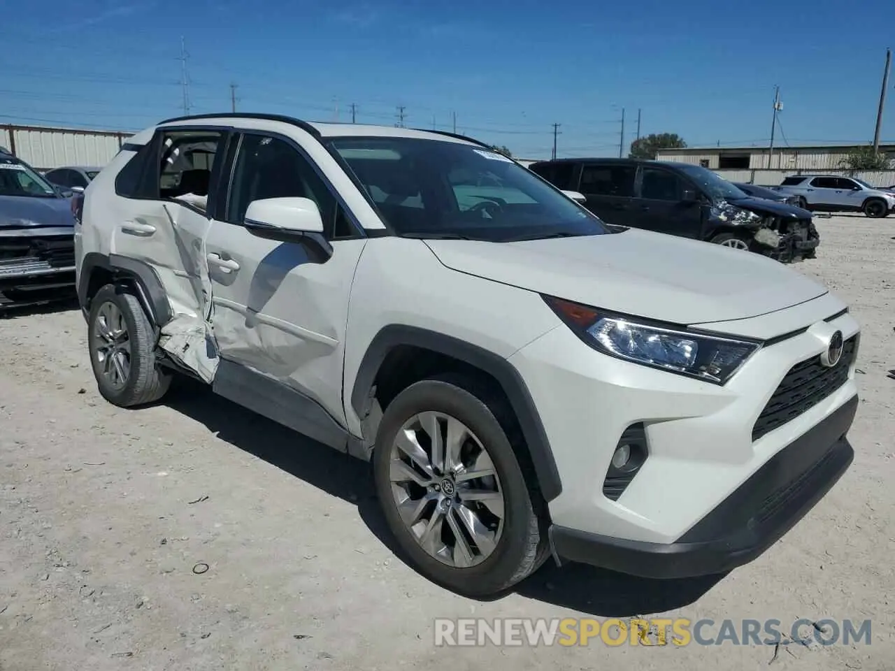 4 Фотография поврежденного автомобиля 2T3C1RFV1MW147916 TOYOTA RAV4 2021