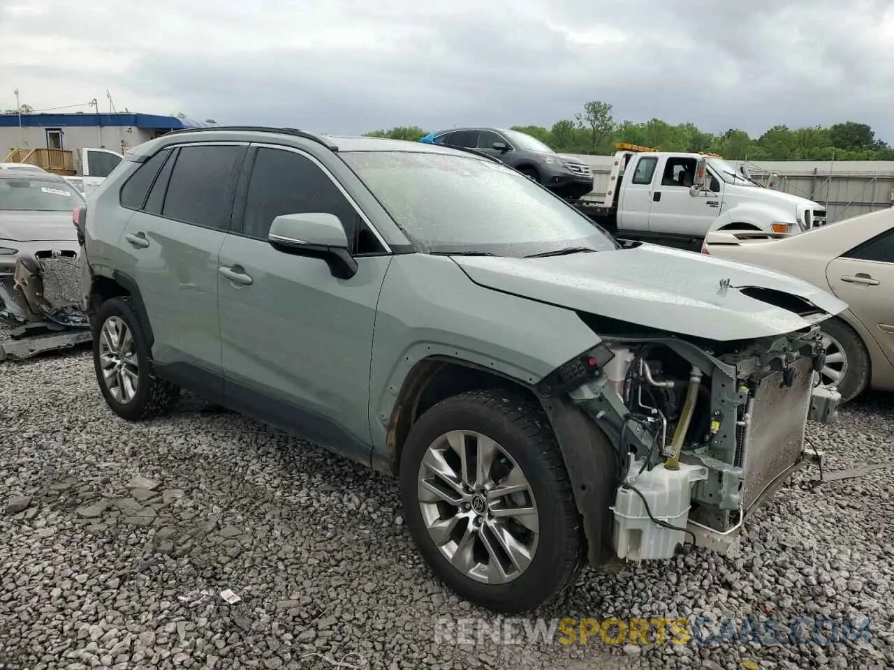 4 Photograph of a damaged car 2T3C1RFV1MW150749 TOYOTA RAV4 2021