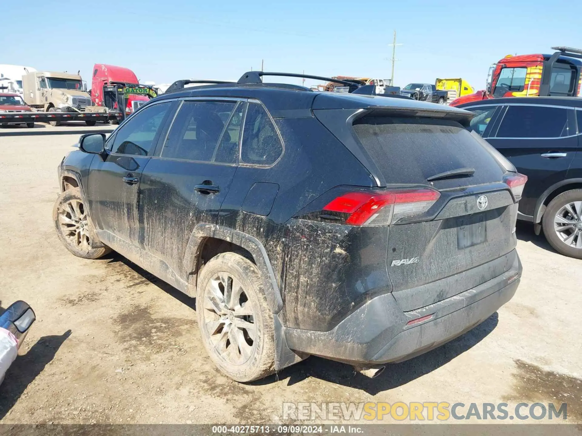 3 Photograph of a damaged car 2T3C1RFV2MC134691 TOYOTA RAV4 2021