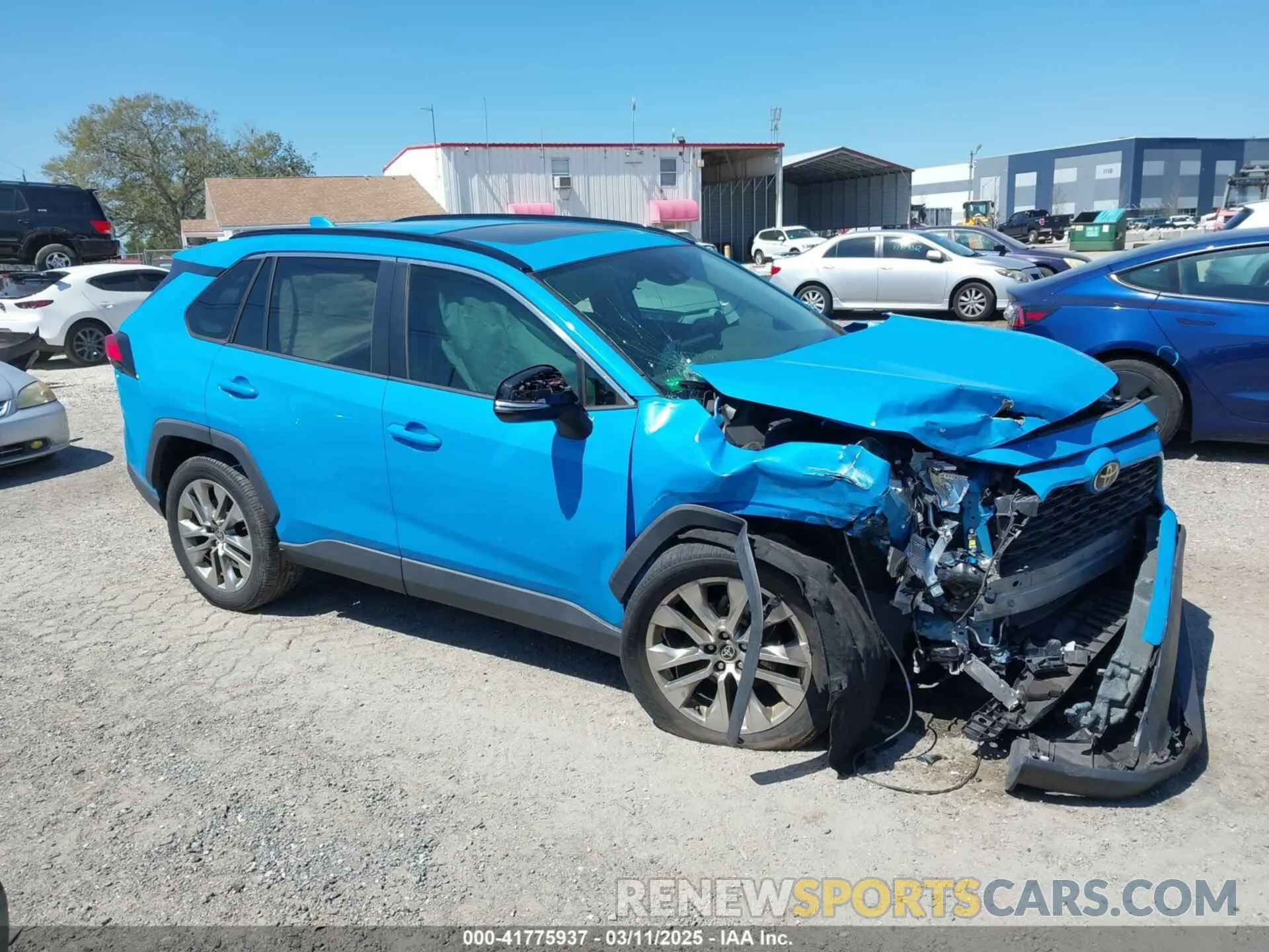 13 Фотография поврежденного автомобиля 2T3C1RFV2MW157922 TOYOTA RAV4 2021