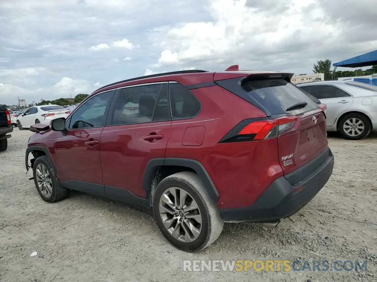 2 Фотография поврежденного автомобиля 2T3C1RFV2MW169004 TOYOTA RAV4 2021