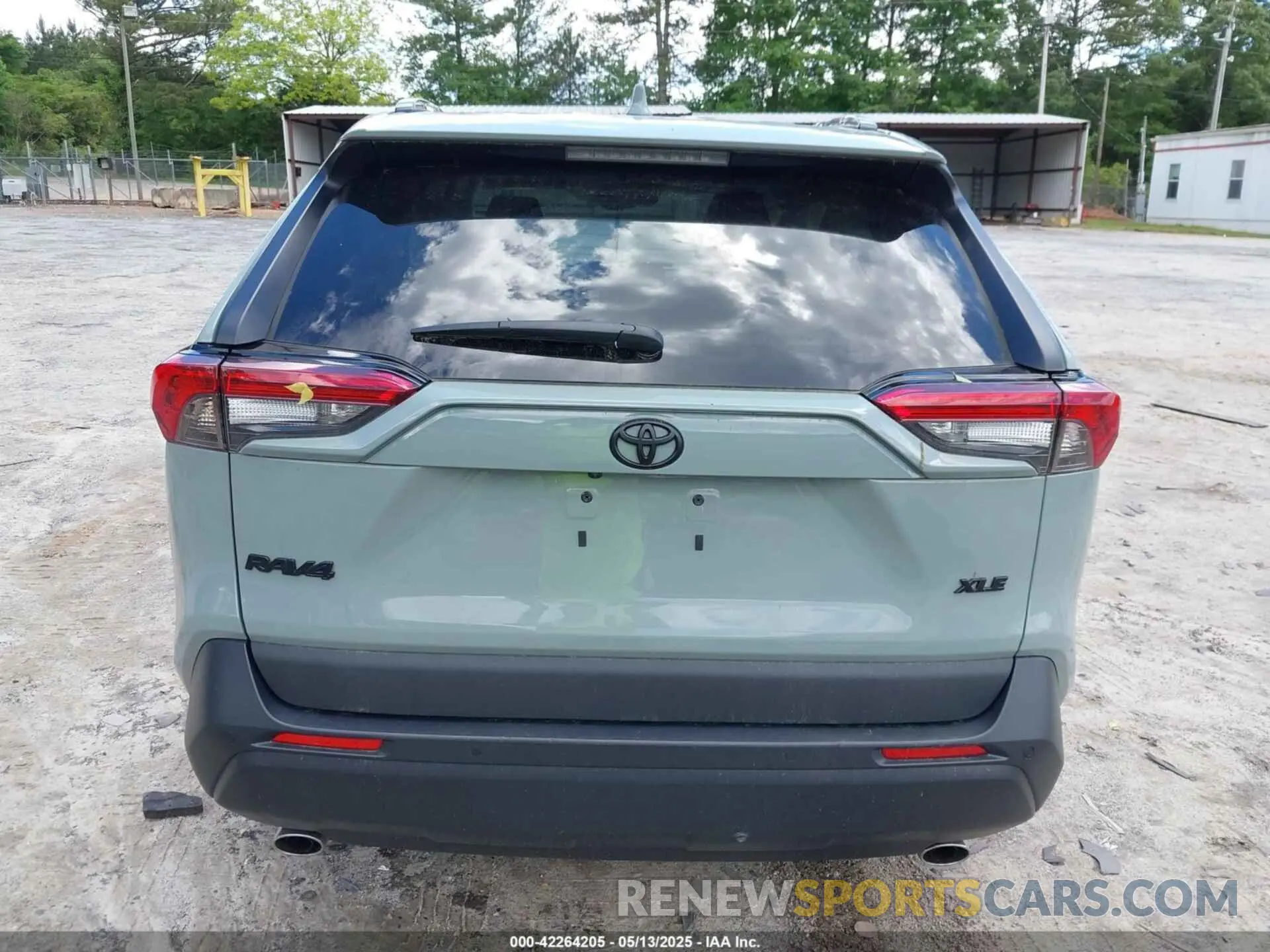 15 Photograph of a damaged car 2T3C1RFV2MW173084 TOYOTA RAV4 2021