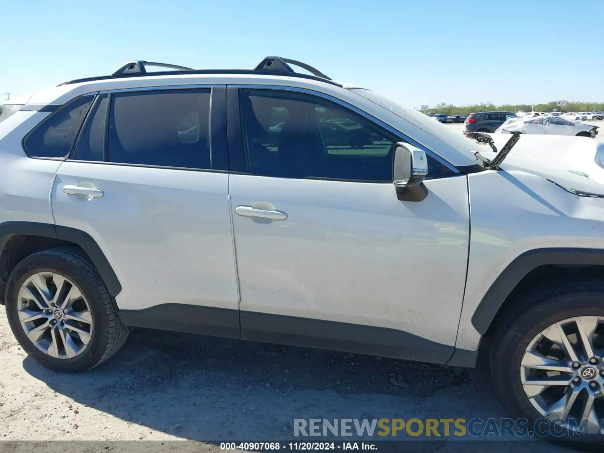13 Photograph of a damaged car 2T3C1RFV3MW144841 TOYOTA RAV4 2021