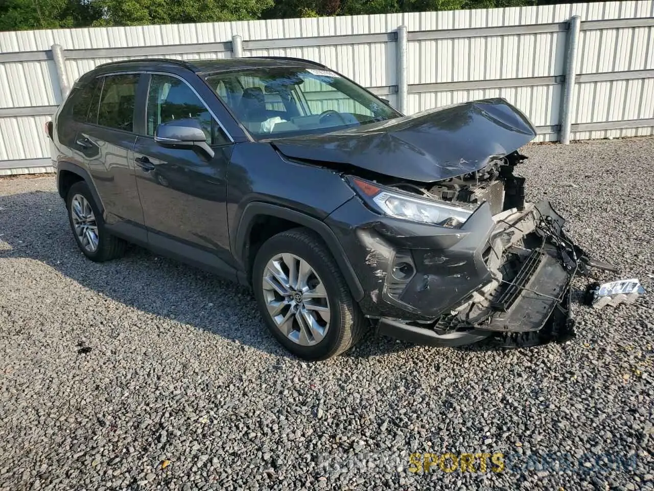 4 Photograph of a damaged car 2T3C1RFV3MW146721 TOYOTA RAV4 2021