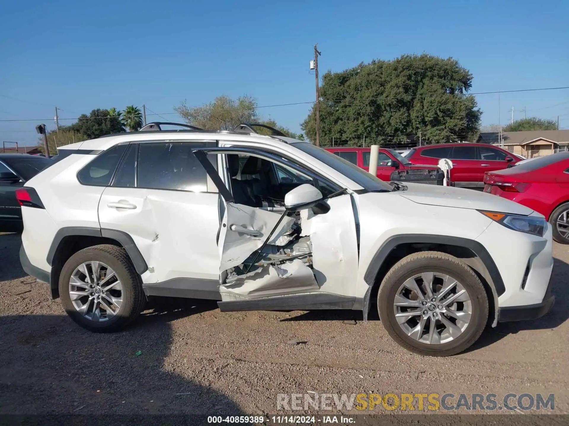 13 Photograph of a damaged car 2T3C1RFV3MW159419 TOYOTA RAV4 2021