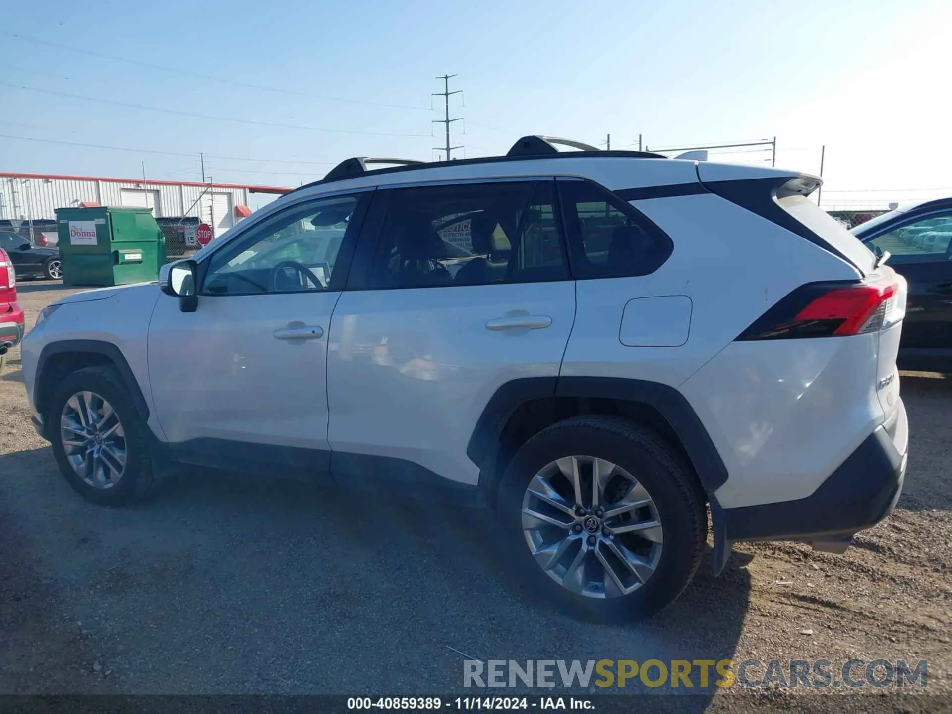 14 Photograph of a damaged car 2T3C1RFV3MW159419 TOYOTA RAV4 2021