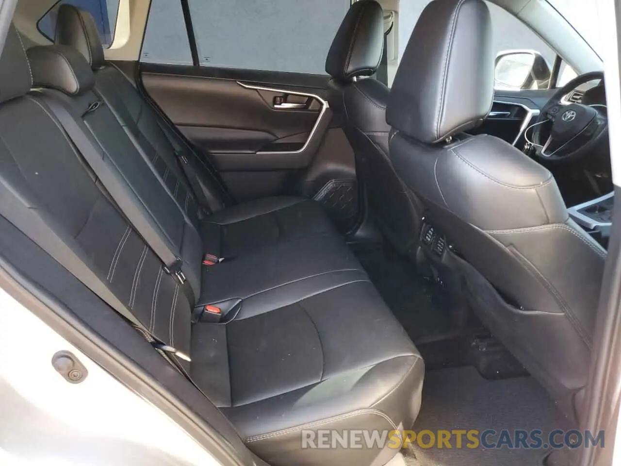 11 Фотография поврежденного автомобиля 2T3C1RFV6MC135861 TOYOTA RAV4 2021