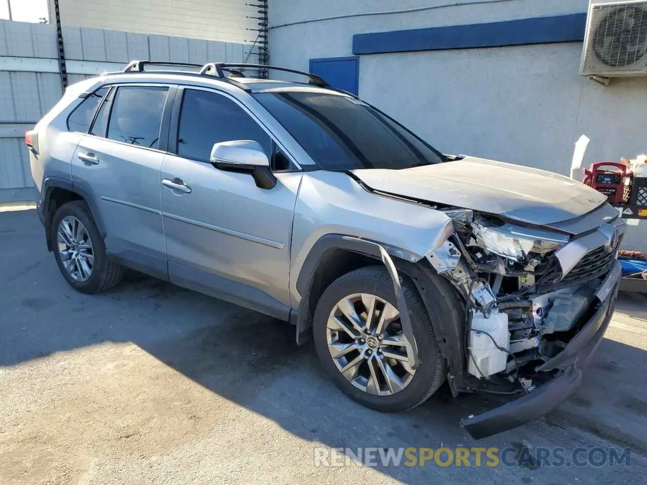4 Фотография поврежденного автомобиля 2T3C1RFV6MC135861 TOYOTA RAV4 2021