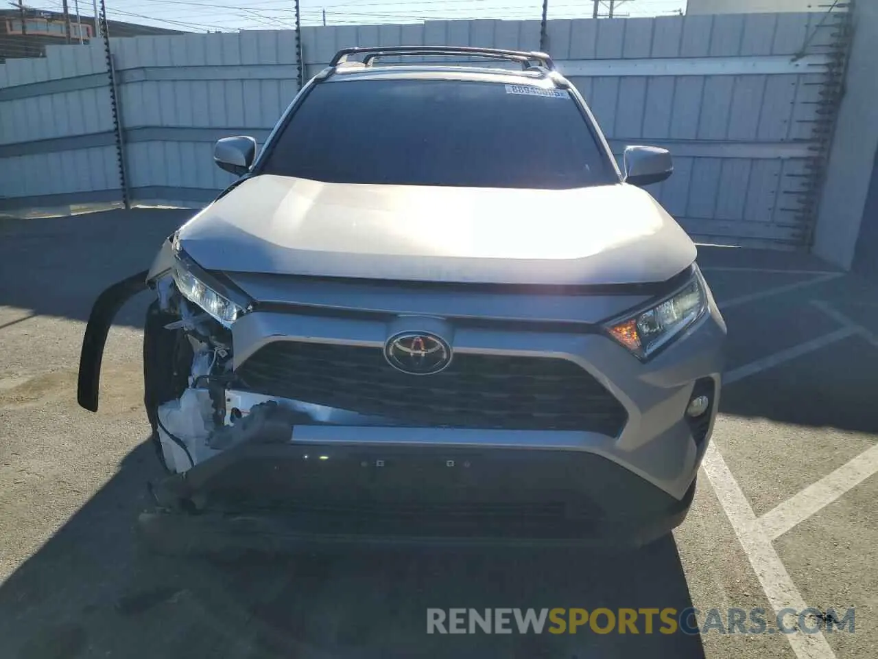5 Фотография поврежденного автомобиля 2T3C1RFV6MC135861 TOYOTA RAV4 2021