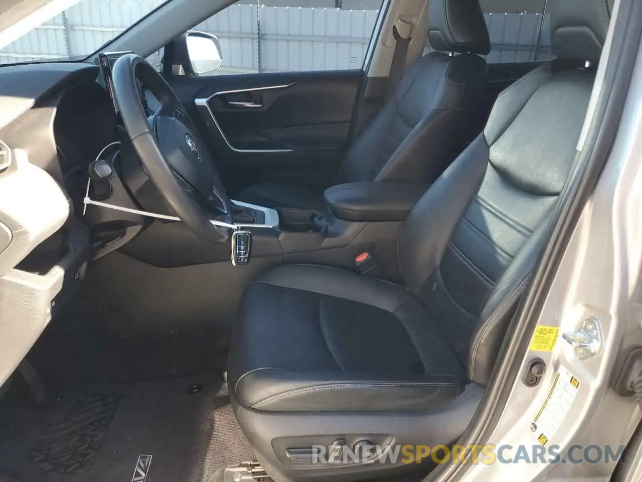 7 Фотография поврежденного автомобиля 2T3C1RFV6MC135861 TOYOTA RAV4 2021