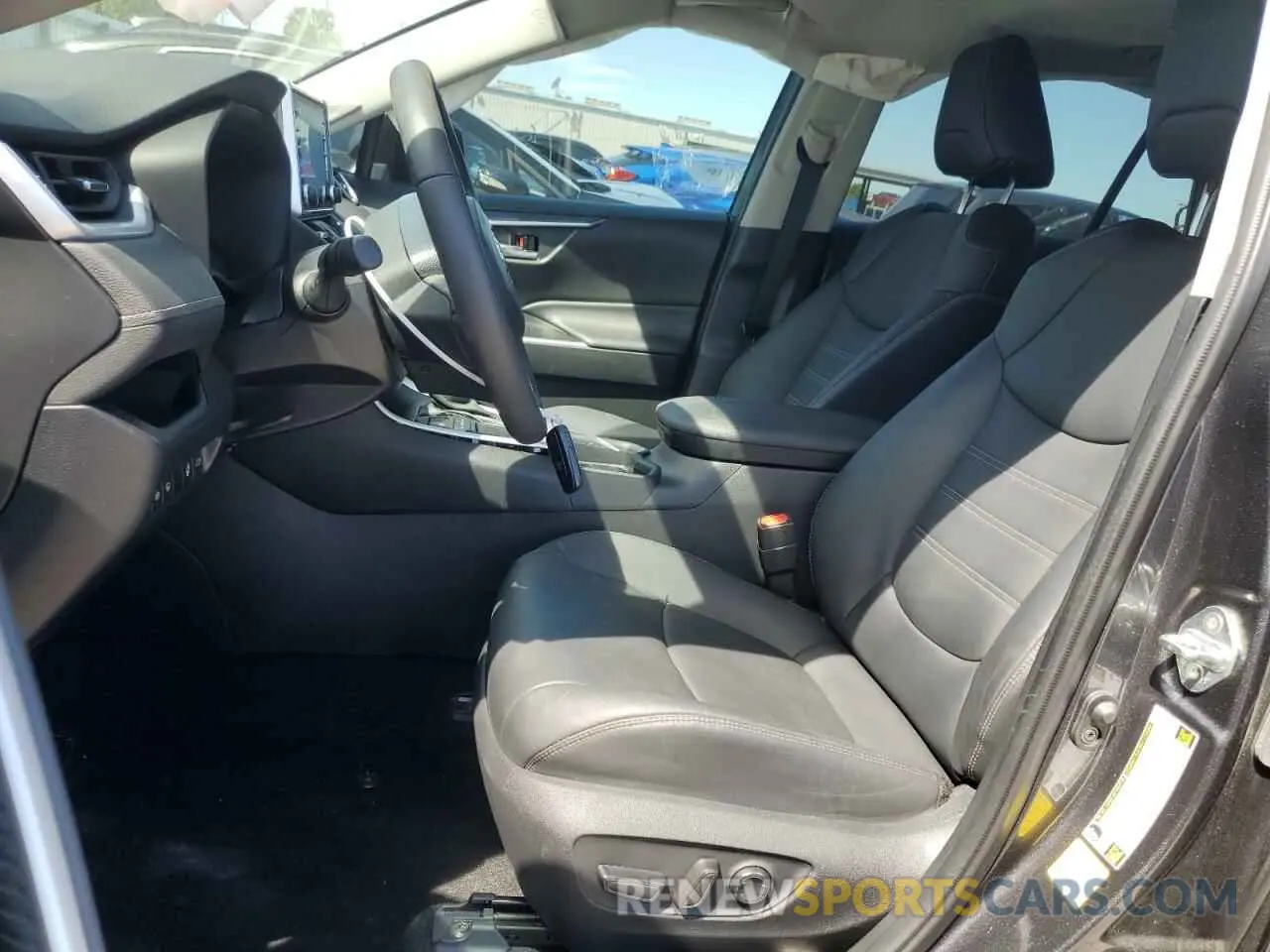 7 Фотография поврежденного автомобиля 2T3C1RFV6MC143877 TOYOTA RAV4 2021
