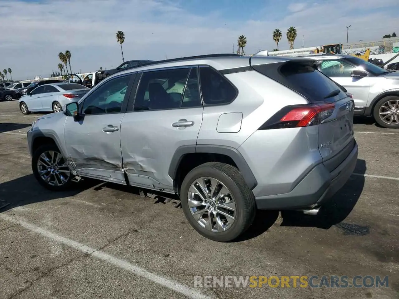 2 Фотография поврежденного автомобиля 2T3C1RFV7MC123430 TOYOTA RAV4 2021