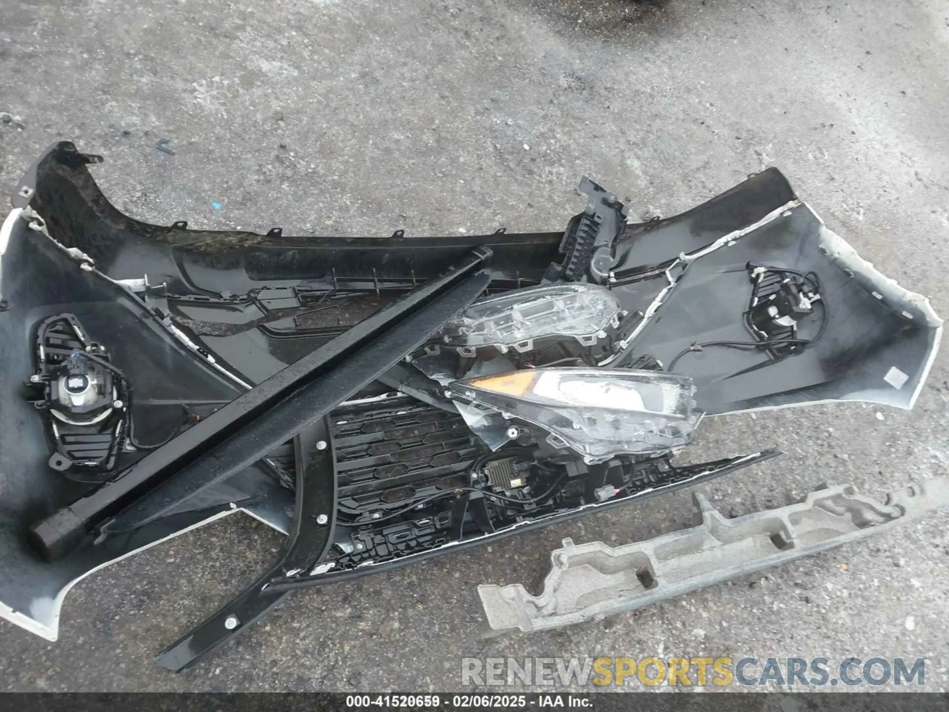 12 Photograph of a damaged car 2T3C1RFV7MW137391 TOYOTA RAV4 2021