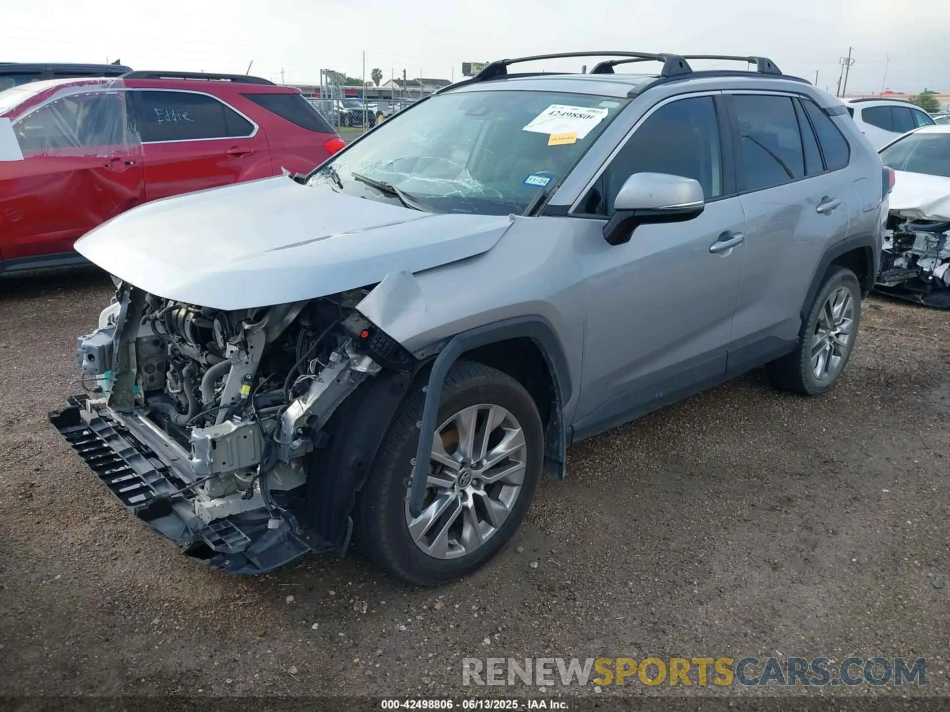 2 Фотография поврежденного автомобиля 2T3C1RFV8MC088736 TOYOTA RAV4 2021