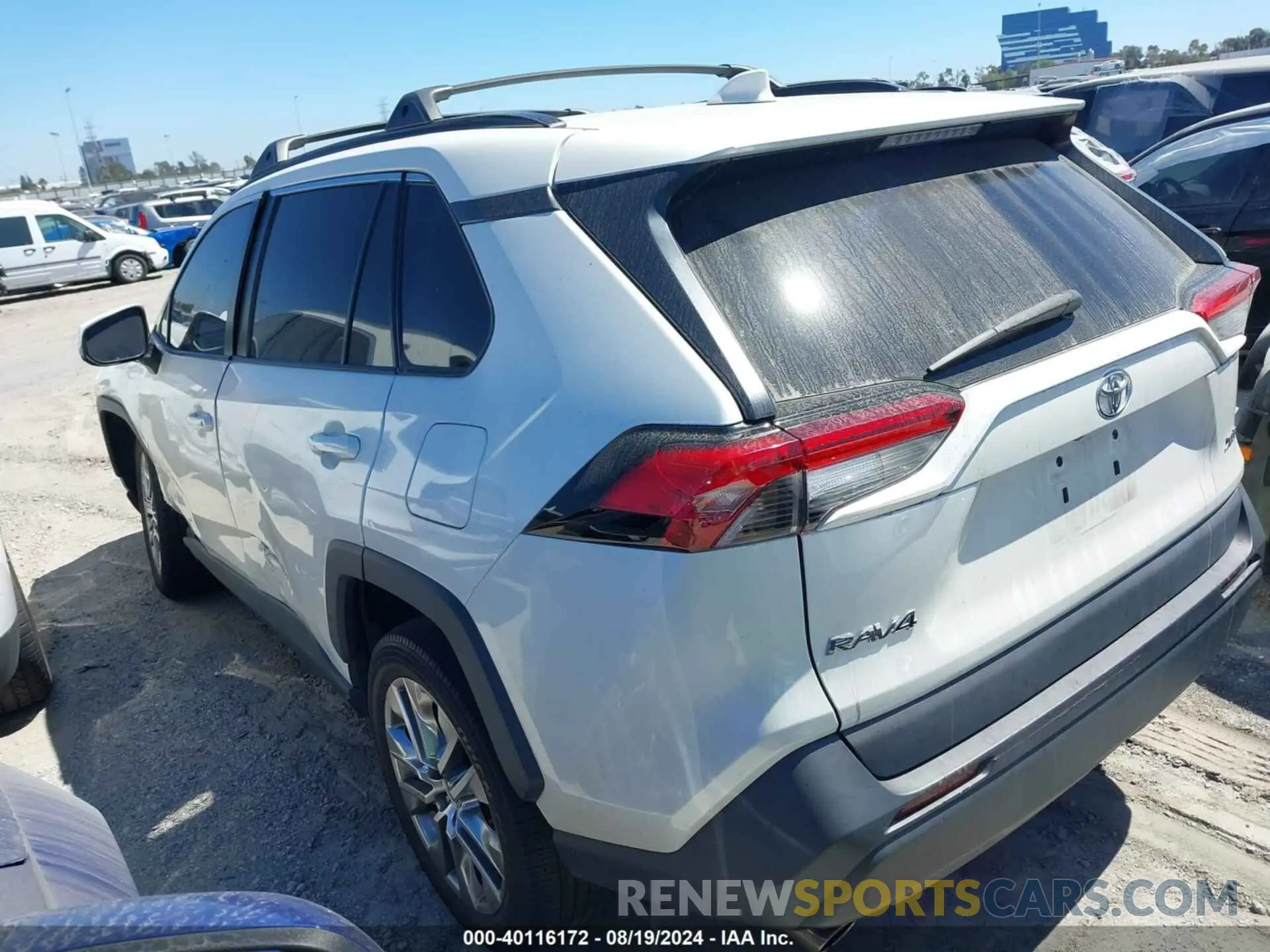 14 Photograph of a damaged car 2T3C1RFV8MW128585 TOYOTA RAV4 2021