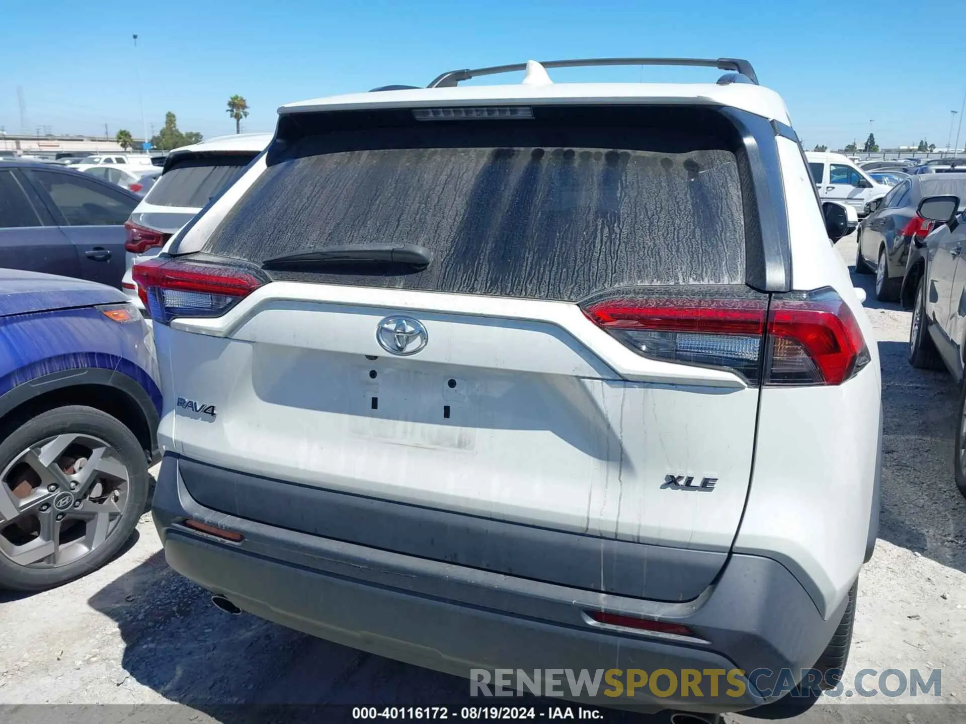 16 Photograph of a damaged car 2T3C1RFV8MW128585 TOYOTA RAV4 2021