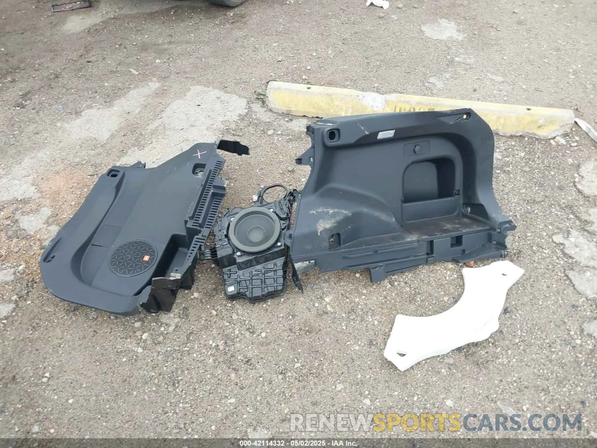 12 Фотография поврежденного автомобиля 2T3C1RFV8MW131096 TOYOTA RAV4 2021