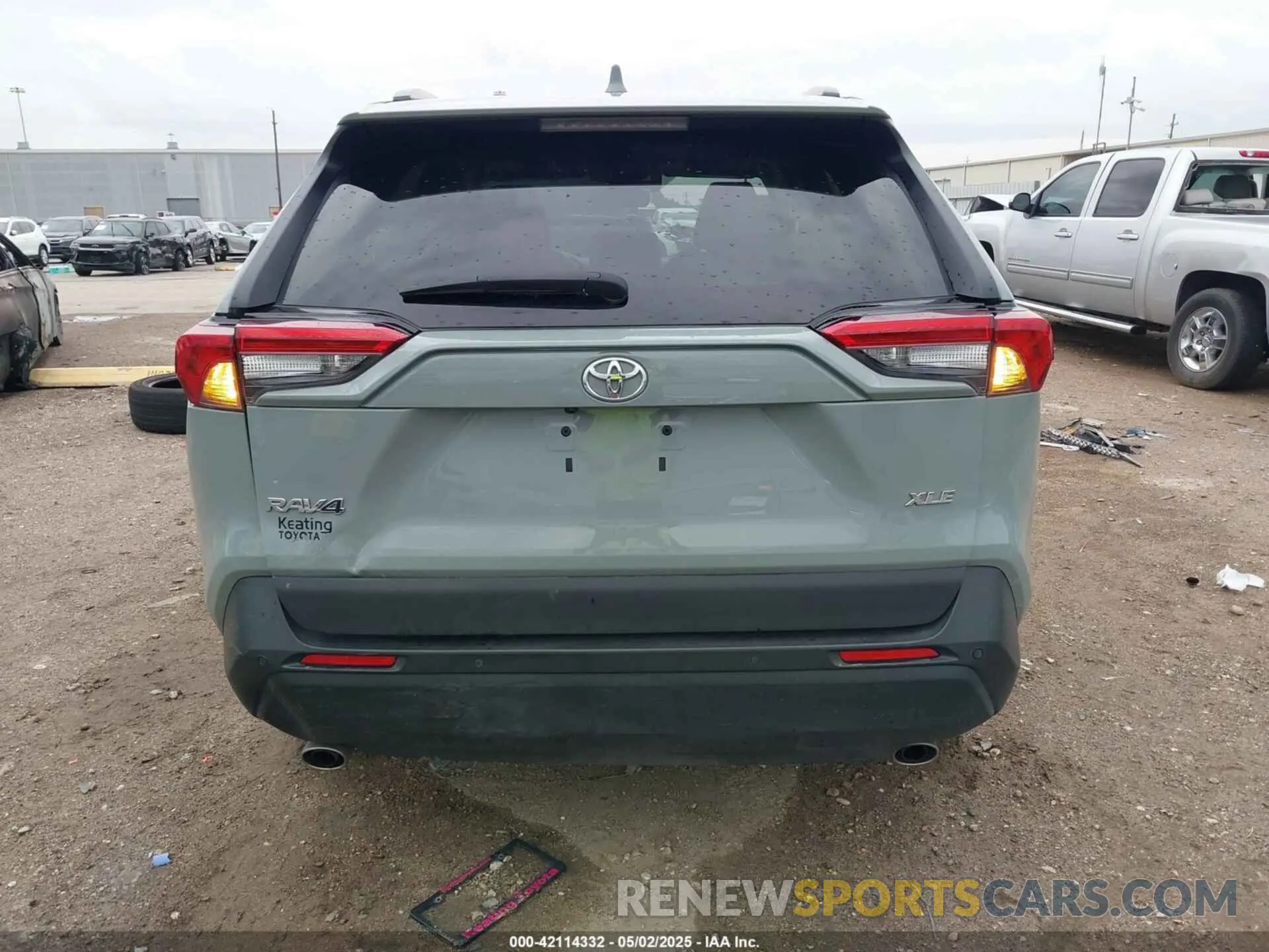 17 Фотография поврежденного автомобиля 2T3C1RFV8MW131096 TOYOTA RAV4 2021