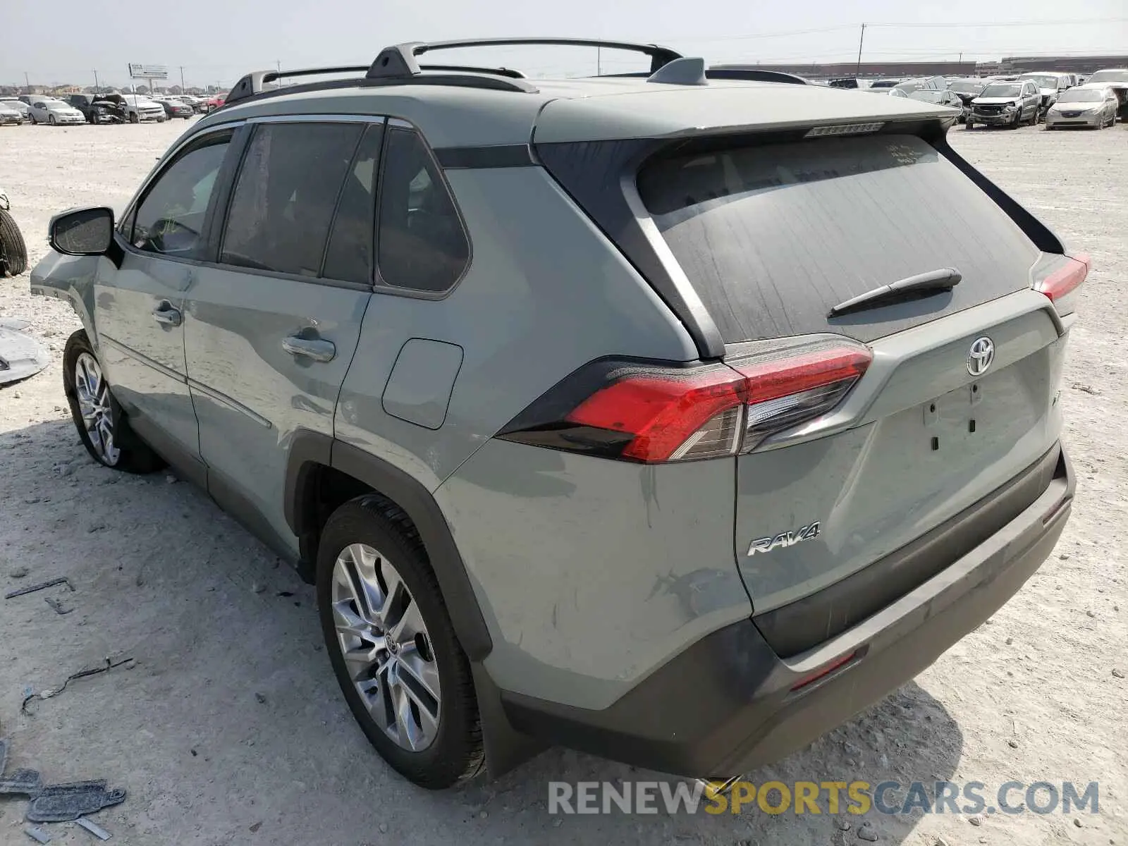 3 Photograph of a damaged car 2T3C1RFV9MW134685 TOYOTA RAV4 2021