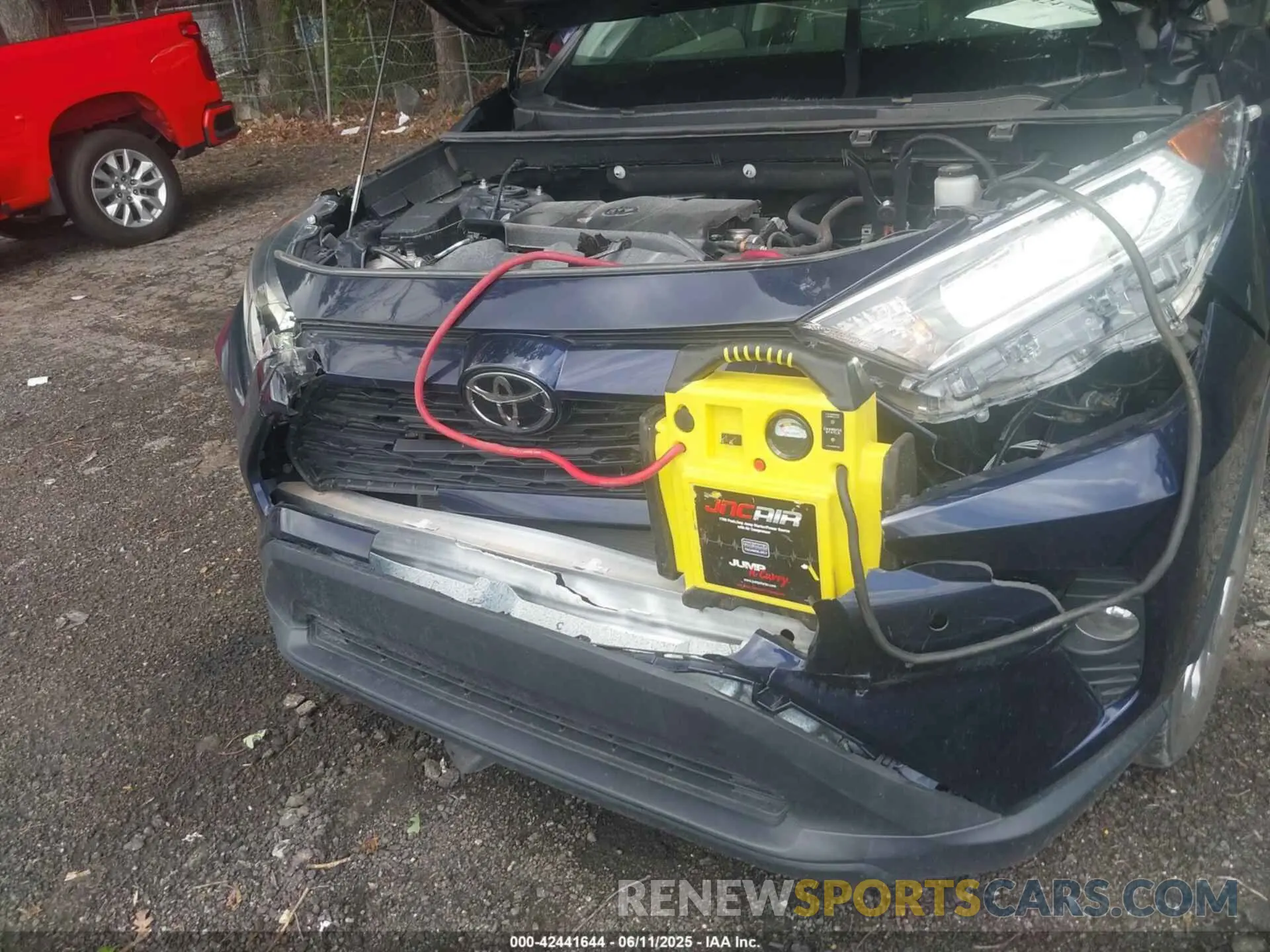 6 Photograph of a damaged car 2T3C1RFV9MW181036 TOYOTA RAV4 2021