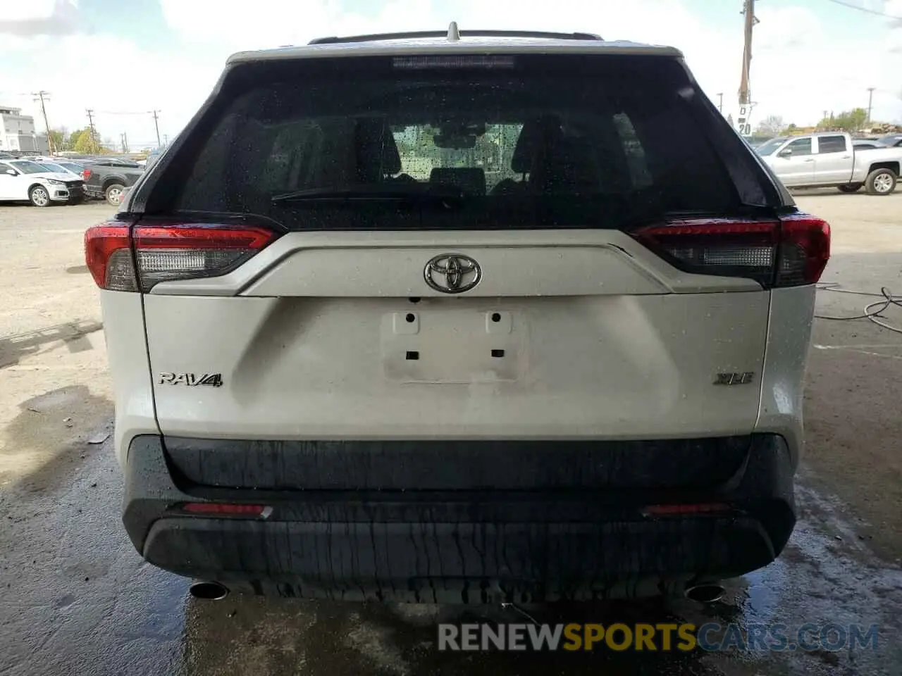 6 Photograph of a damaged car 2T3C1RFVXMW150412 TOYOTA RAV4 2021