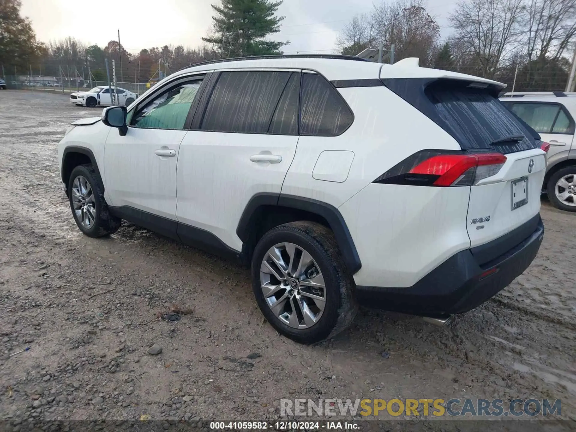 3 Фотография поврежденного автомобиля 2T3C1RFVXMW154802 TOYOTA RAV4 2021