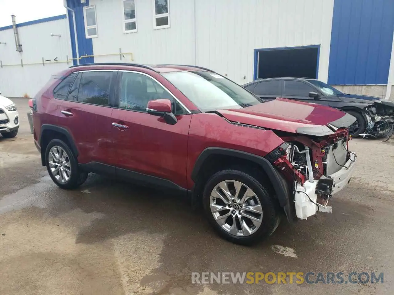 4 Photograph of a damaged car 2T3D1RFVXMW227638 TOYOTA RAV4 2021