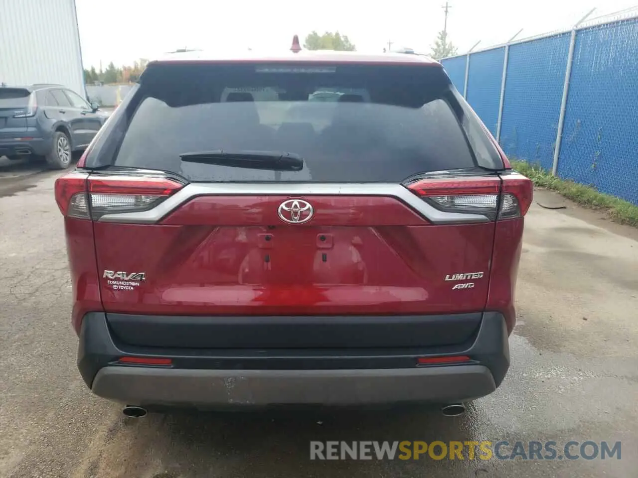 6 Photograph of a damaged car 2T3D1RFVXMW227638 TOYOTA RAV4 2021