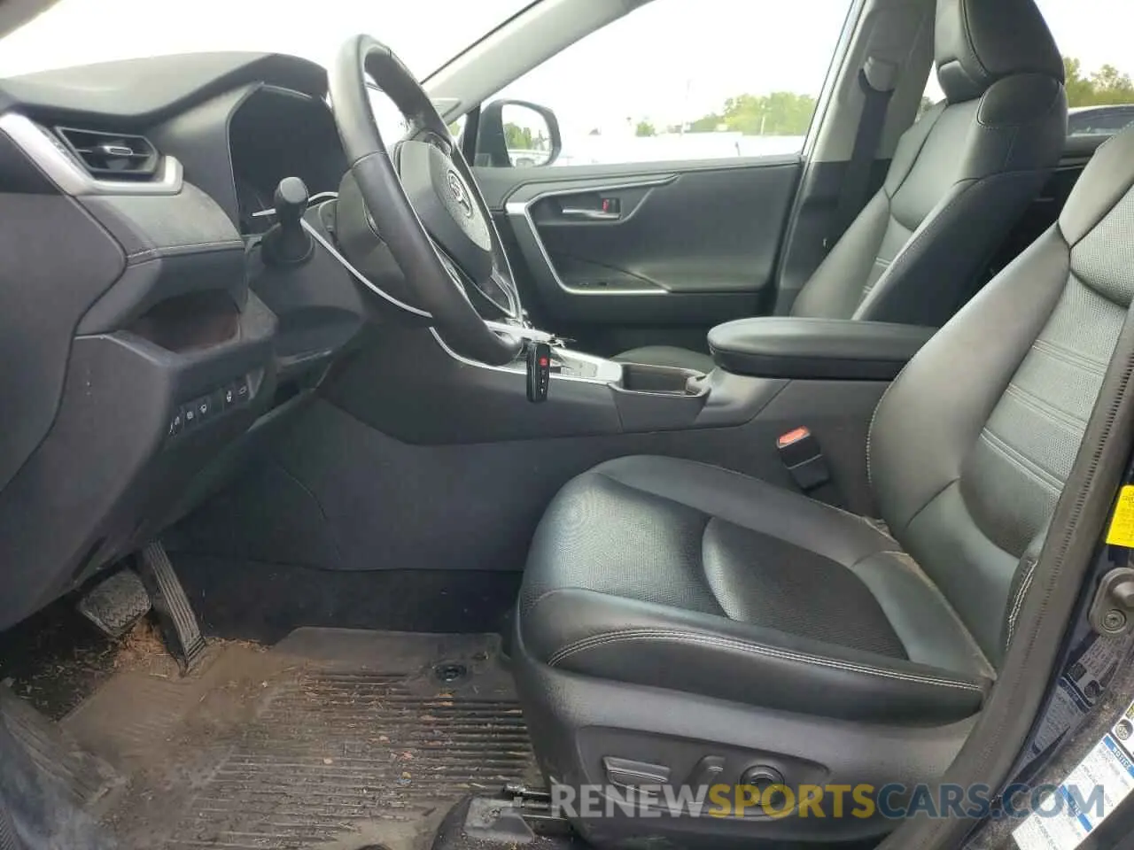 7 Фотография поврежденного автомобиля 2T3D6RFV3MW011390 TOYOTA RAV4 2021