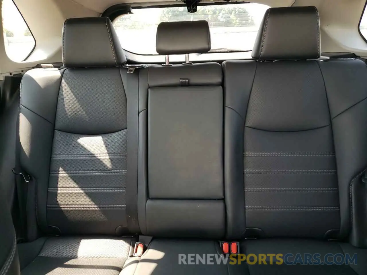 10 Фотография поврежденного автомобиля 2T3DWRFV9MW118959 TOYOTA RAV4 2021