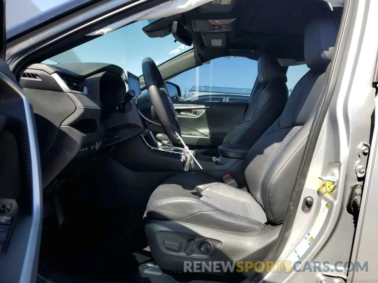 7 Фотография поврежденного автомобиля 2T3E6RFV4MW024394 TOYOTA RAV4 2021