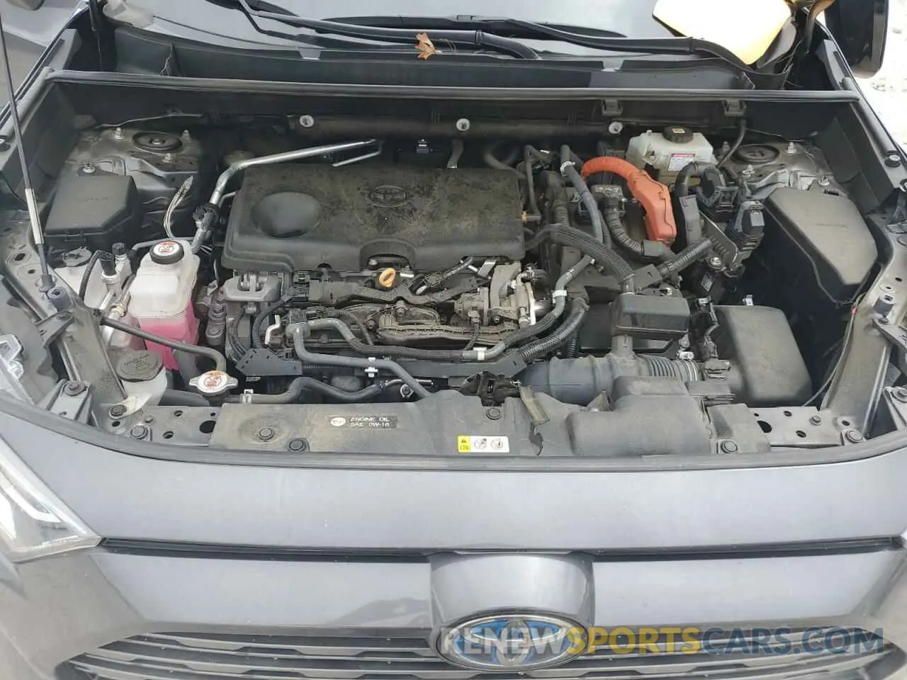 12 Photograph of a damaged car 2T3E6RFV8MW023037 TOYOTA RAV4 2021