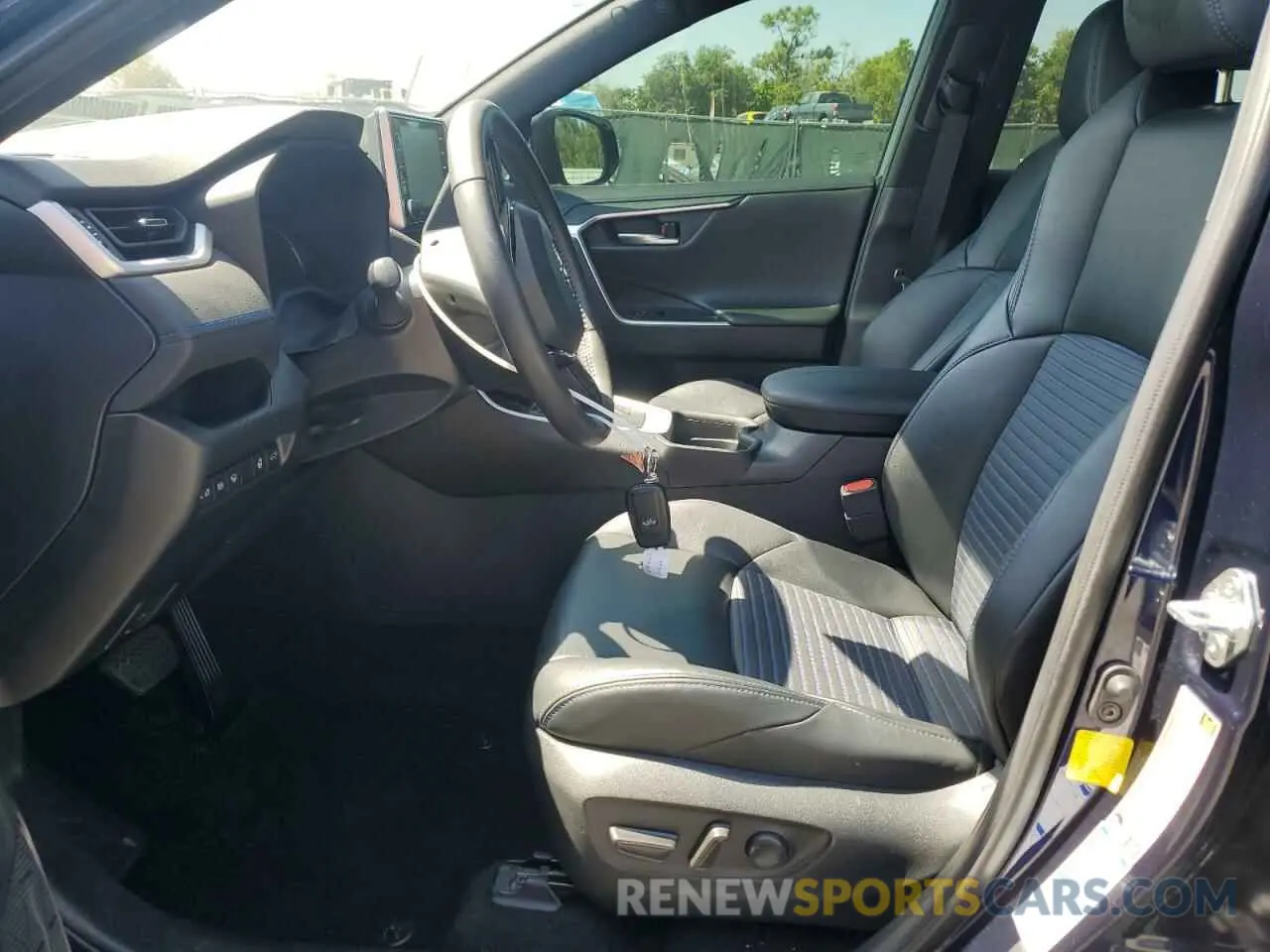 7 Фотография поврежденного автомобиля 2T3E6RFV9MW016128 TOYOTA RAV4 2021