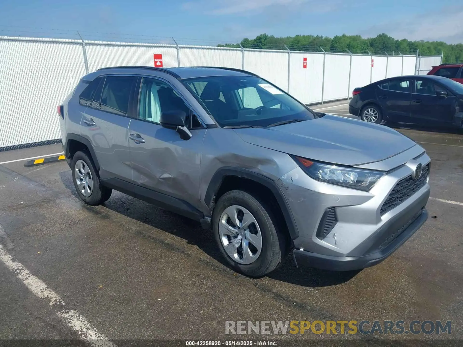 1 Фотография поврежденного автомобиля 2T3F1RFV0MC142978 TOYOTA RAV4 2021