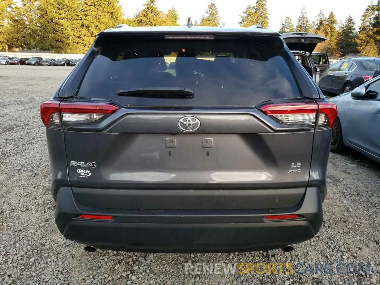 6 Photograph of a damaged car 2T3F1RFV0MW142056 TOYOTA RAV4 2021