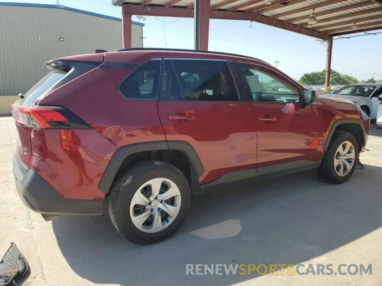 3 Фотография поврежденного автомобиля 2T3F1RFV0MW185232 TOYOTA RAV4 2021