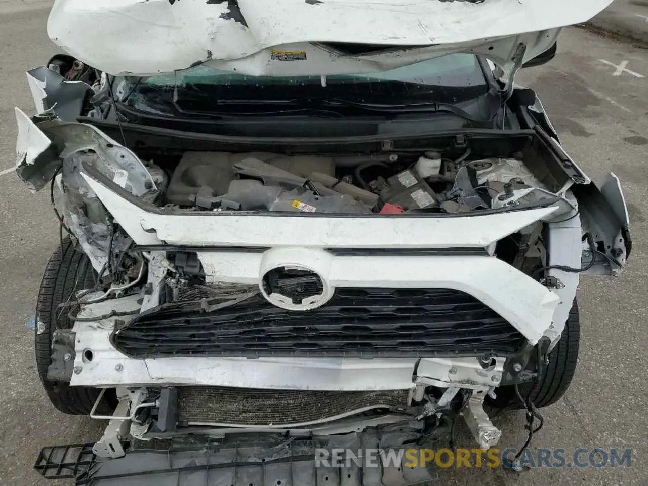 11 Photograph of a damaged car 2T3F1RFV1MW199432 TOYOTA RAV4 2021