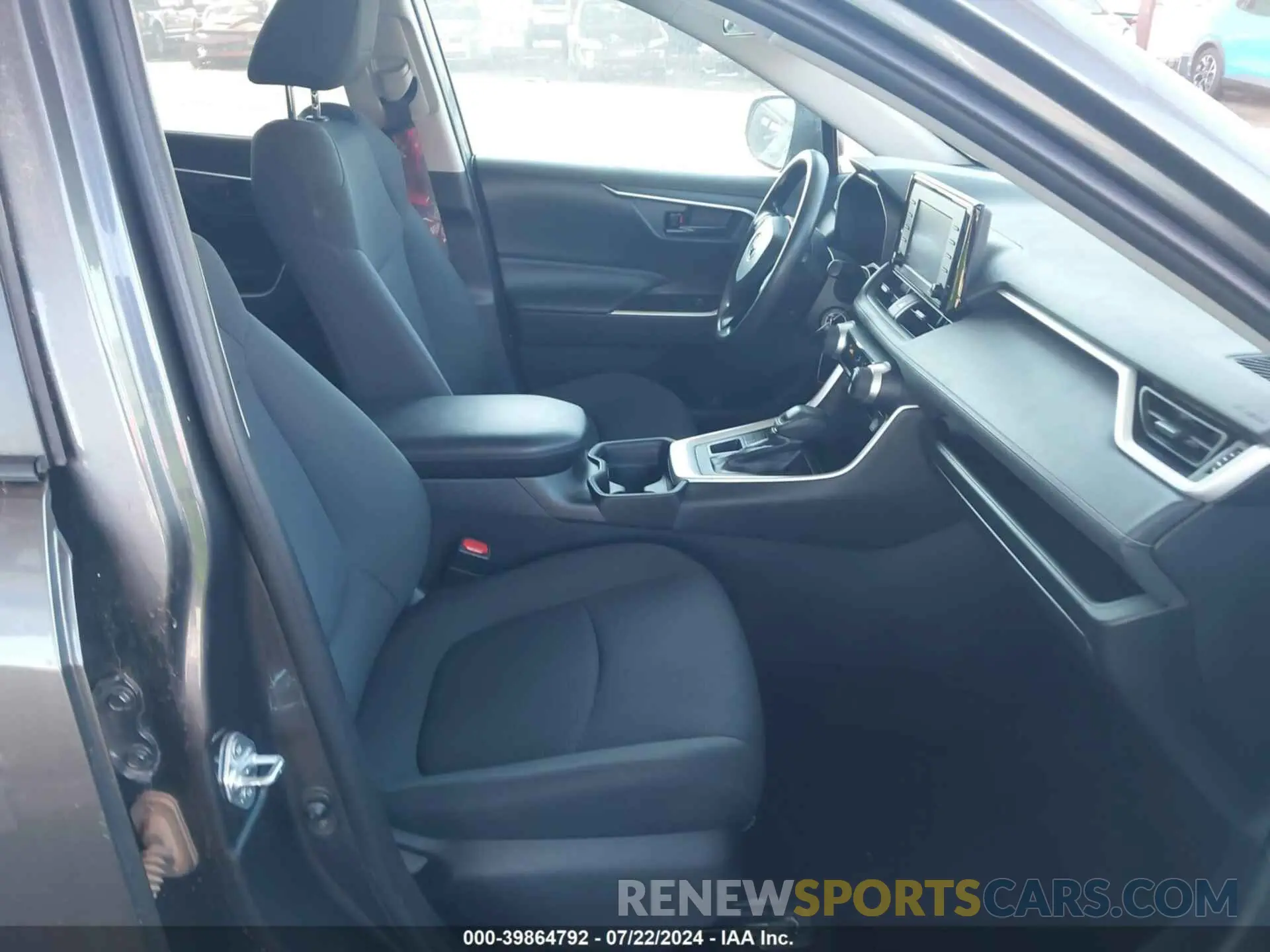 5 Фотография поврежденного автомобиля 2T3F1RFV2MC172242 TOYOTA RAV4 2021