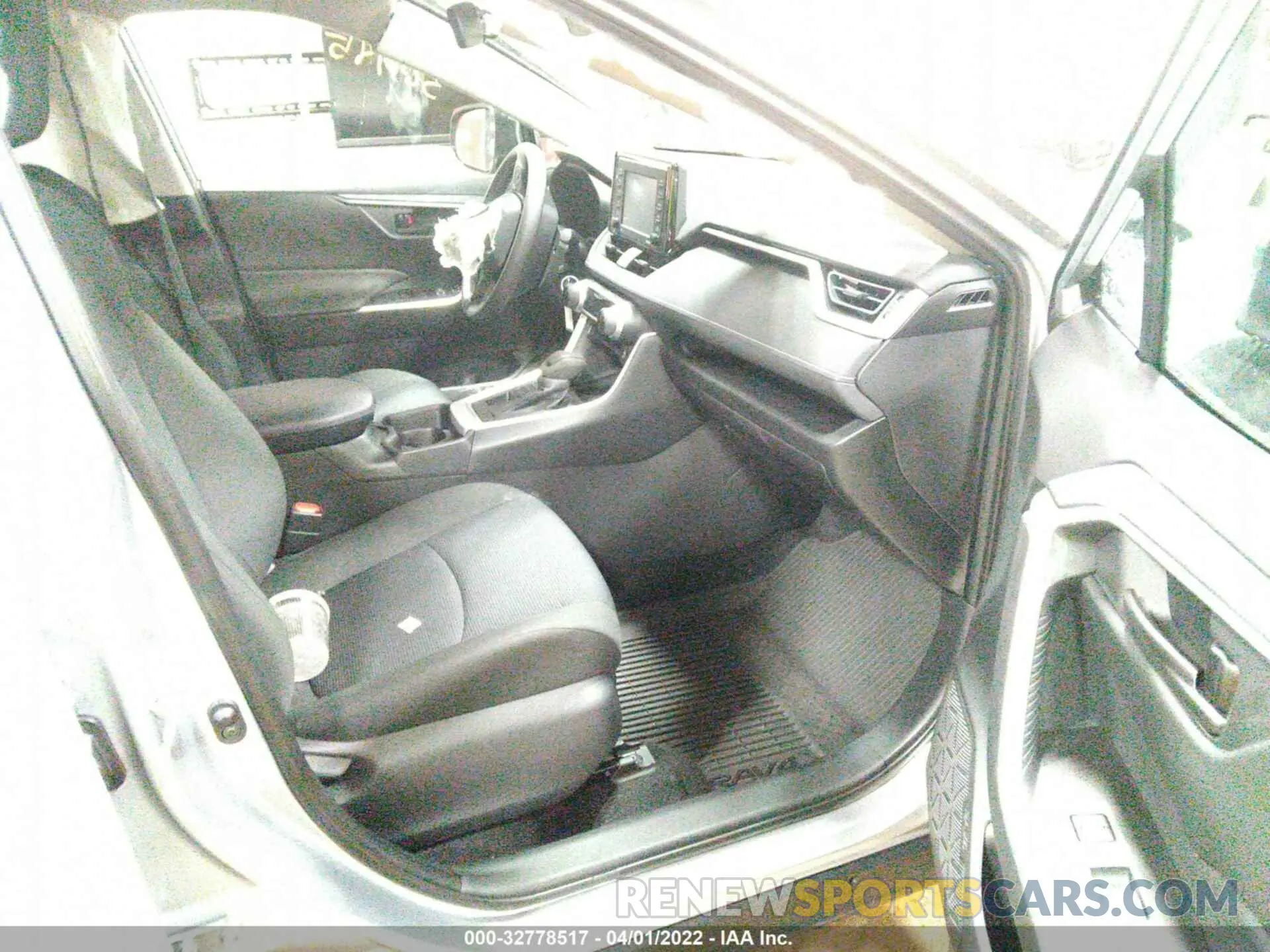 5 Photograph of a damaged car 2T3F1RFV2MC217969 TOYOTA RAV4 2021