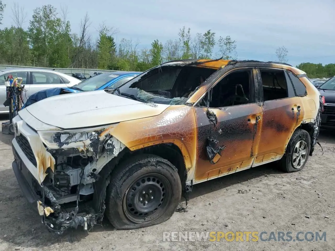 1 Фотография поврежденного автомобиля 2T3F1RFV2MC245769 TOYOTA RAV4 2021