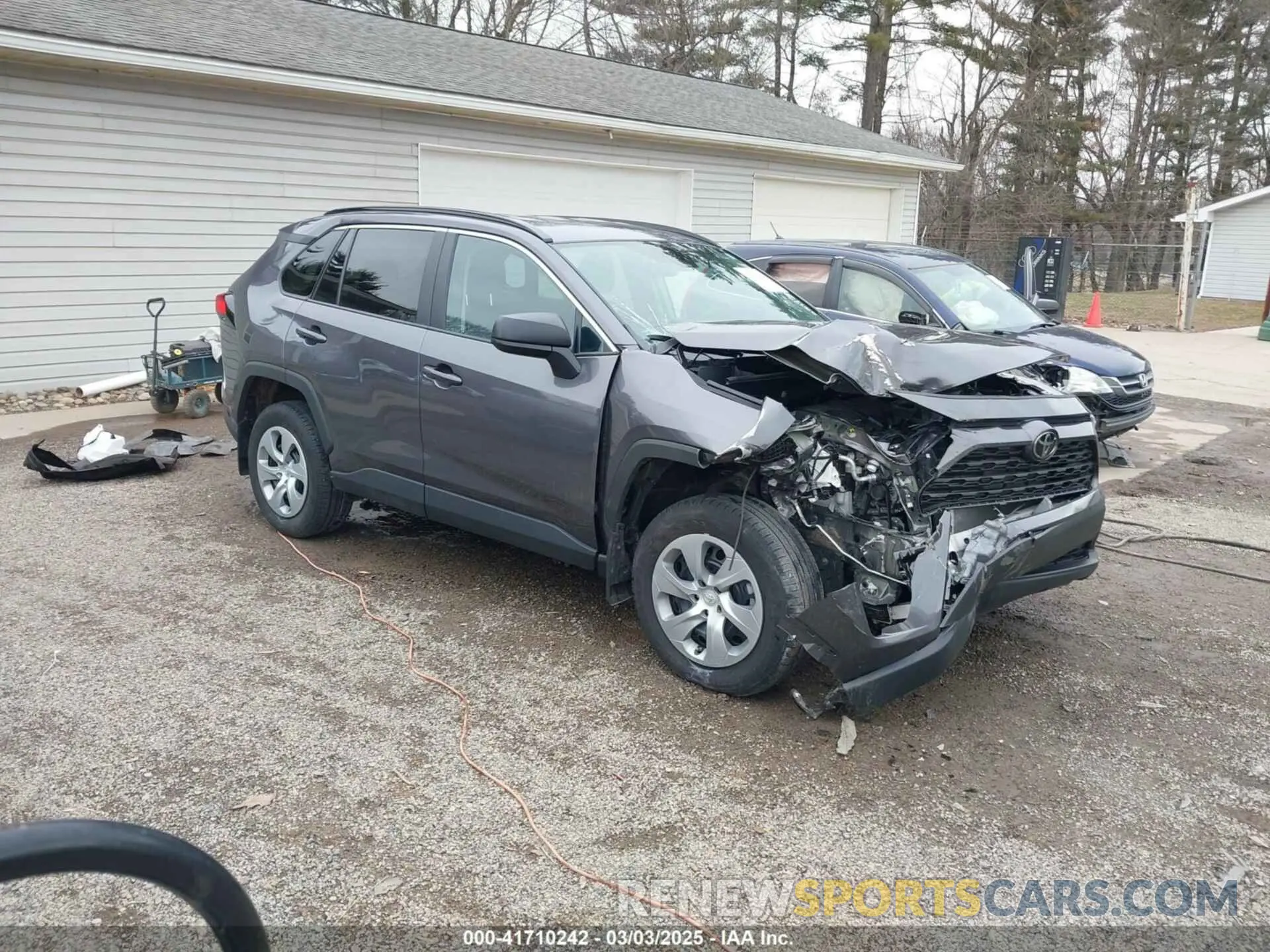 1 Photograph of a damaged car 2T3F1RFV2MC245870 TOYOTA RAV4 2021