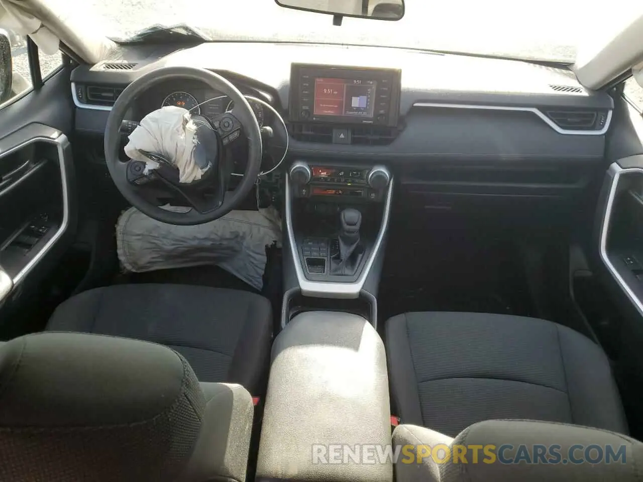 8 Photograph of a damaged car 2T3F1RFV2MW181621 TOYOTA RAV4 2021