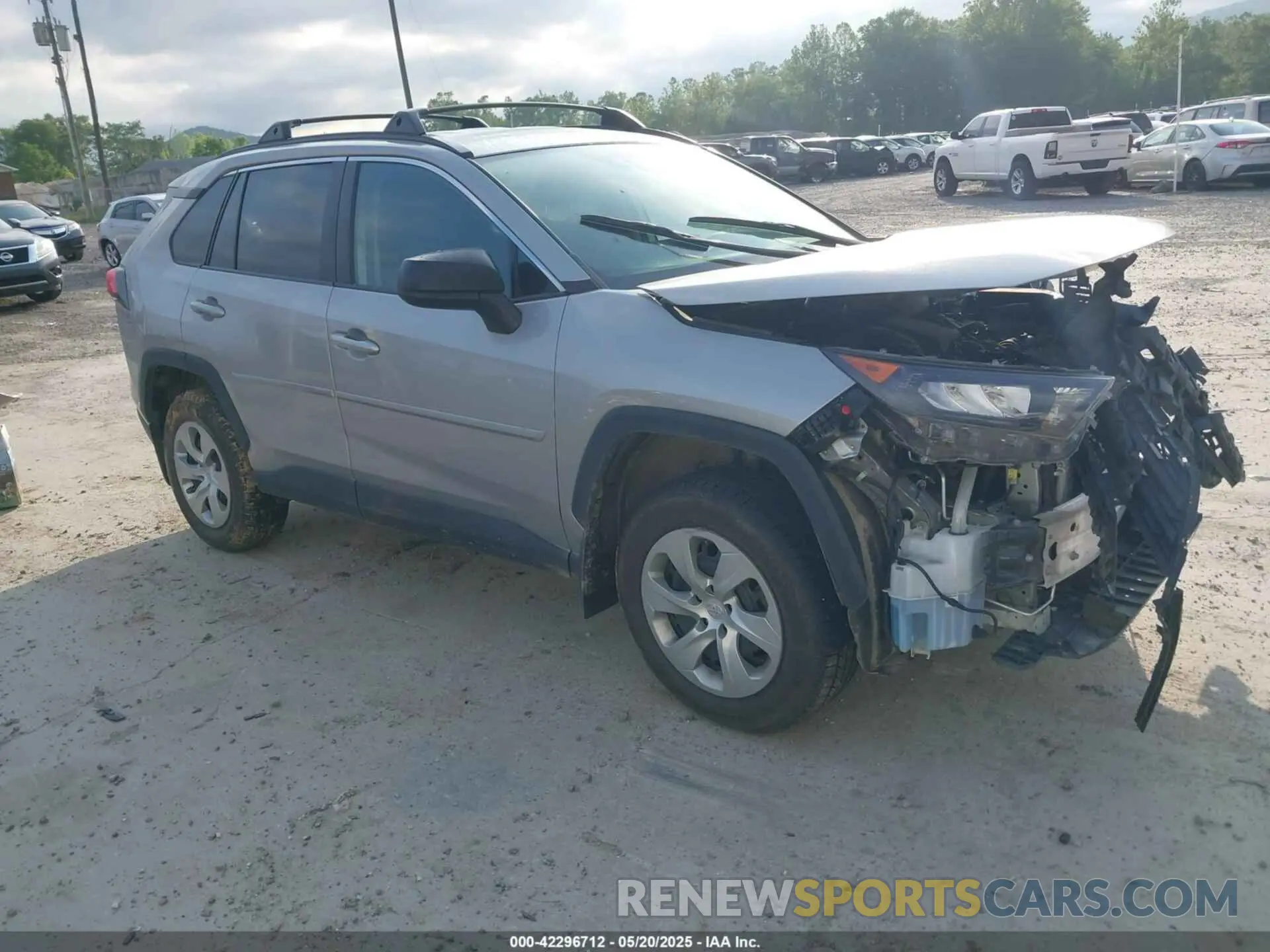 1 Photograph of a damaged car 2T3F1RFV2MW238786 TOYOTA RAV4 2021