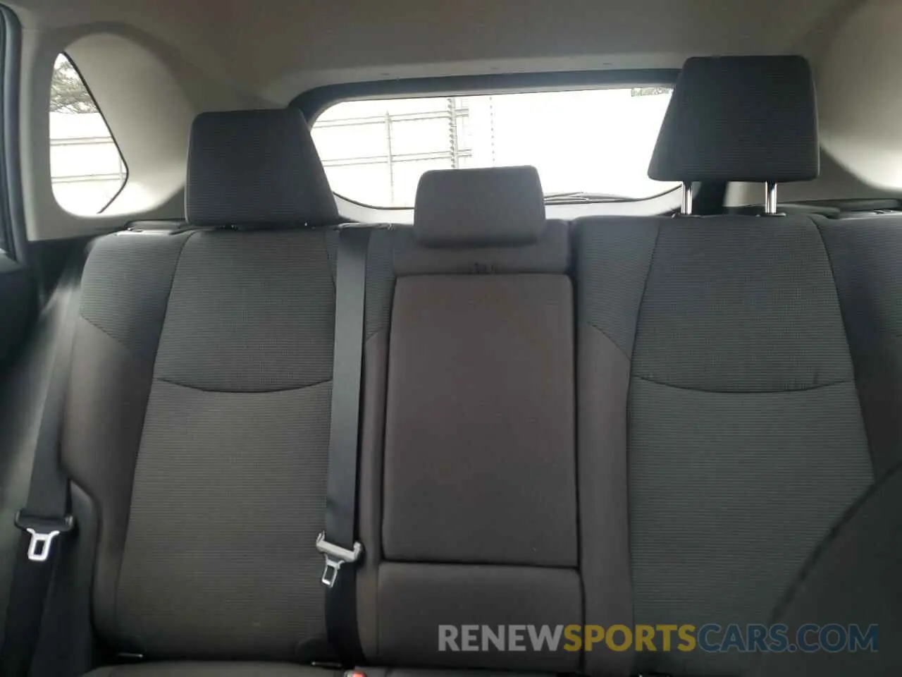 10 Photograph of a damaged car 2T3F1RFV3MC153909 TOYOTA RAV4 2021