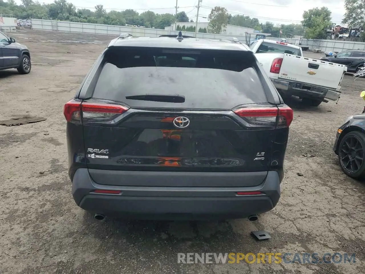 6 Photograph of a damaged car 2T3F1RFV3MC153909 TOYOTA RAV4 2021