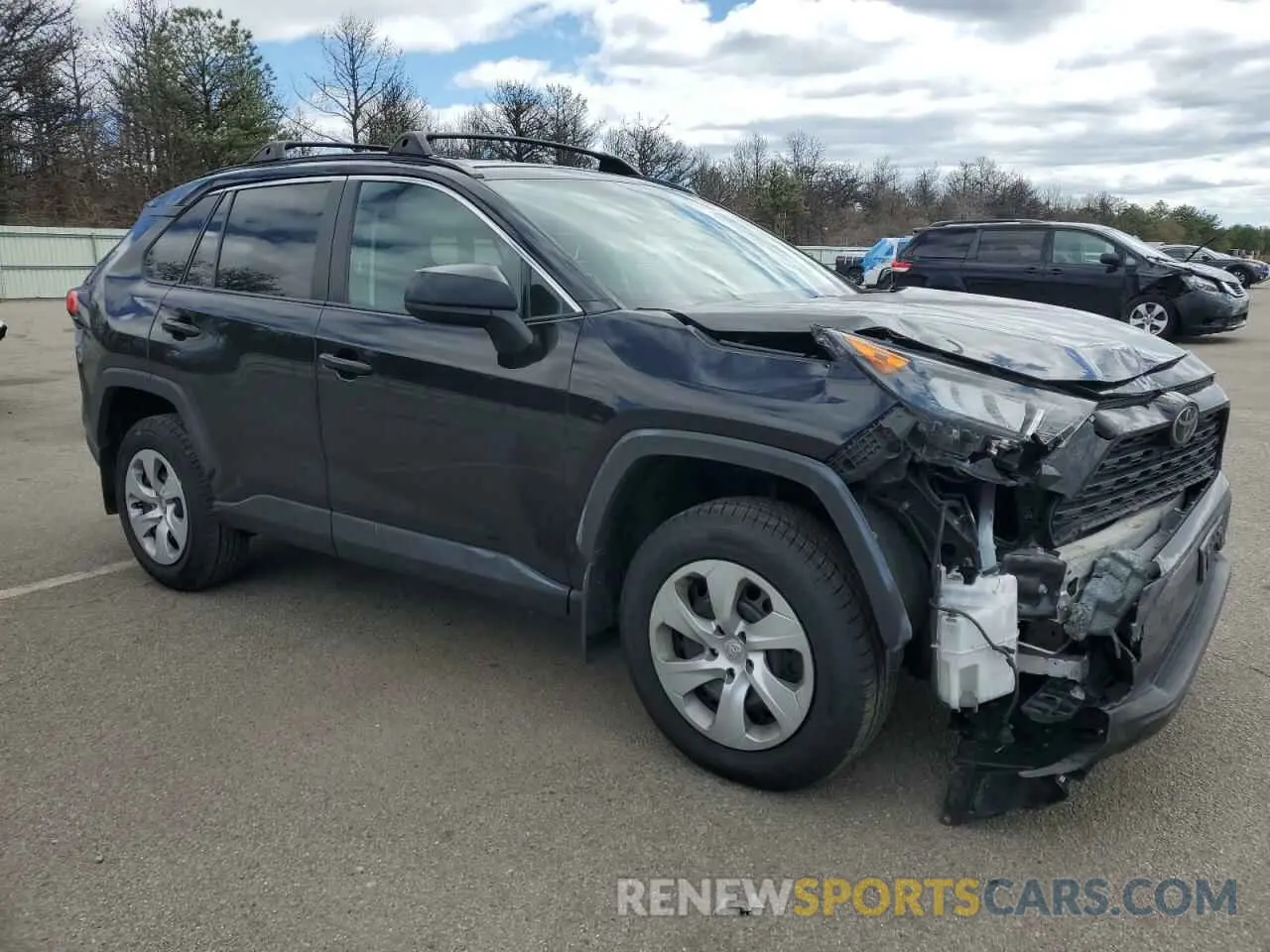 4 Photograph of a damaged car 2T3F1RFV4MC206102 TOYOTA RAV4 2021