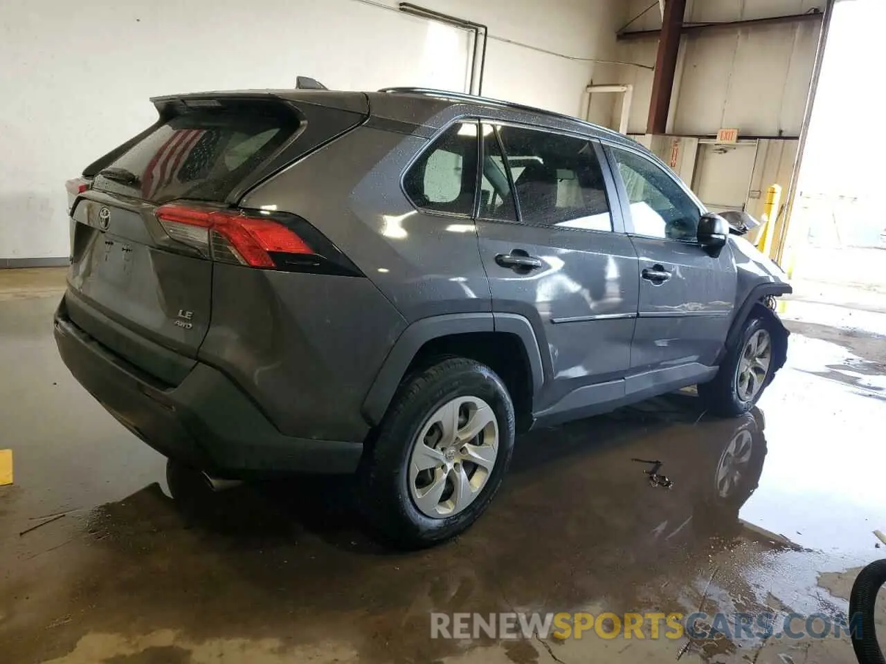 3 Photograph of a damaged car 2T3F1RFV4MC252285 TOYOTA RAV4 2021