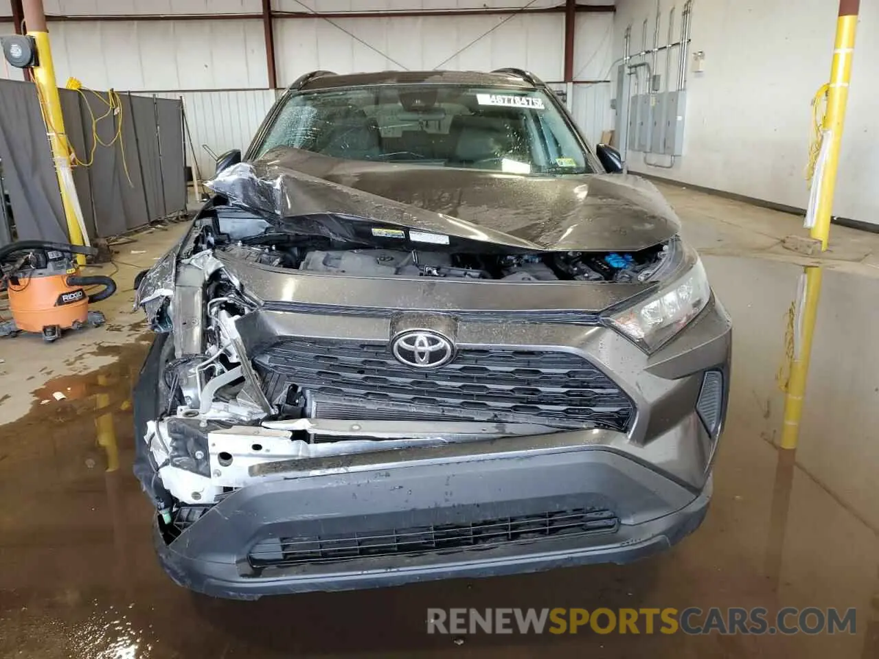 5 Photograph of a damaged car 2T3F1RFV4MC252285 TOYOTA RAV4 2021