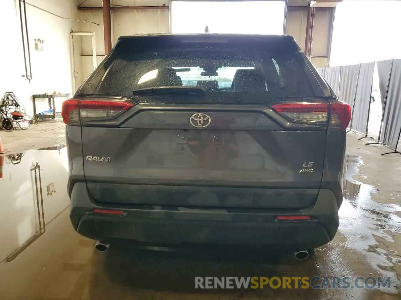 6 Photograph of a damaged car 2T3F1RFV4MC252285 TOYOTA RAV4 2021